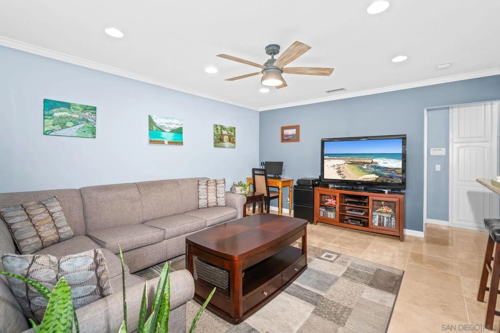 Photo of 1733 Hornblend St, San Diego, CA 92109 (MLS # 250045131)