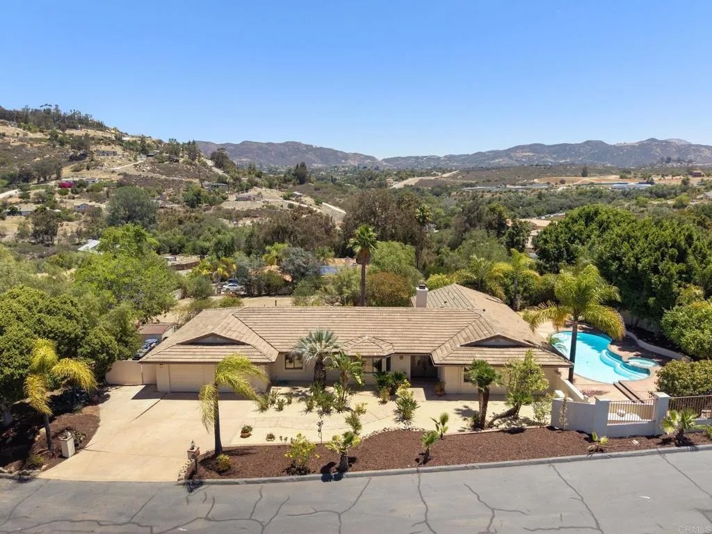 13848 Honnell Way