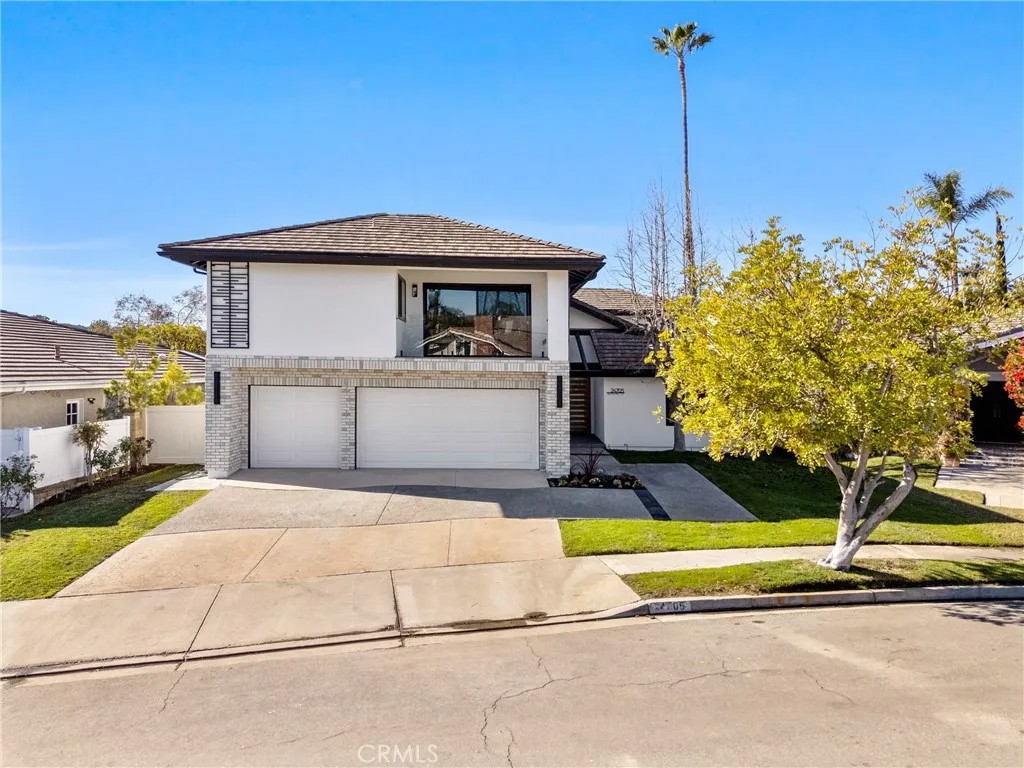 24705 Queens Court