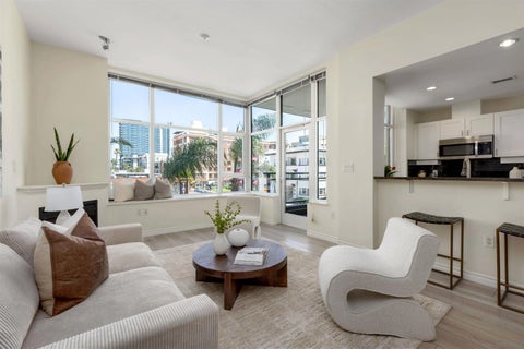 Tiny photo for 475 Redwood St #302, San Diego, CA 92103 (MLS # 260010669)