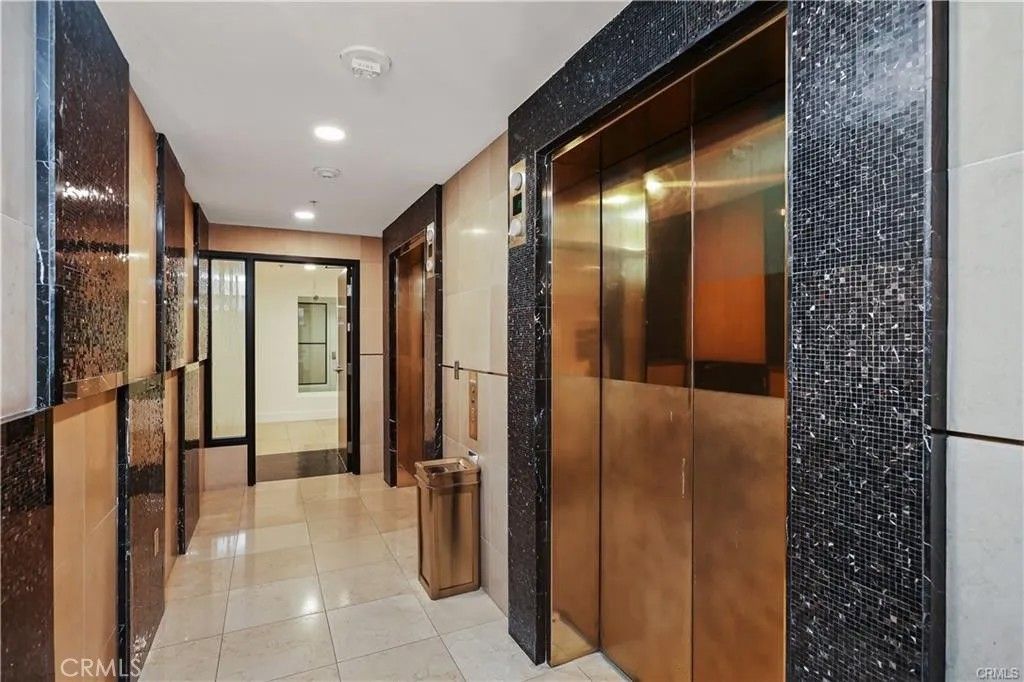 Photo of 3131 Michelson Drive #1507, Irvine, CA 92612 (MLS # LG25254687)