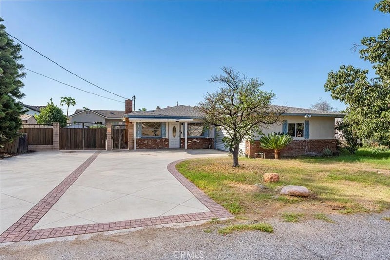 1246 Sunflower Avenue