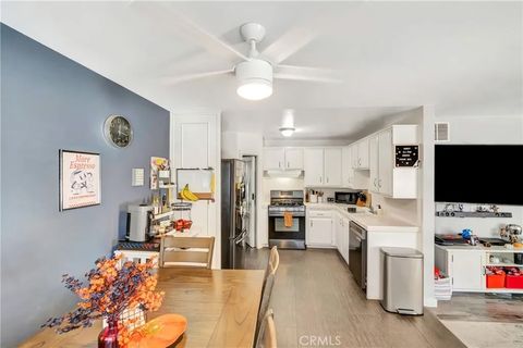 Tiny photo for 18601 Collins Street #D17, Tarzana, CA 91356 (MLS # SR25243162)