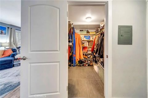 Tiny photo for 18601 Collins Street #D17, Tarzana, CA 91356 (MLS # SR25243162)