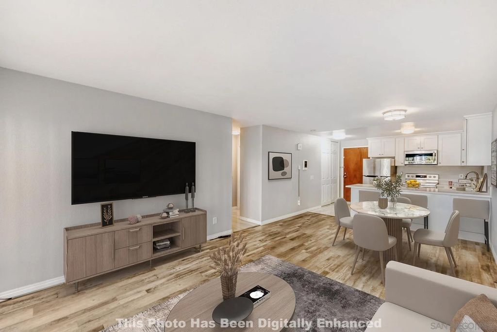 Photo of 8308 Regents Rd #1H, San Diego, CA 92122 (MLS # 260006111)