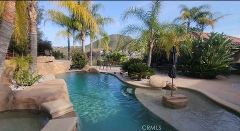 Photo of 22928 San Joaquin Dr, Canyon Lake, CA 92587 (MLS # SW26057638)