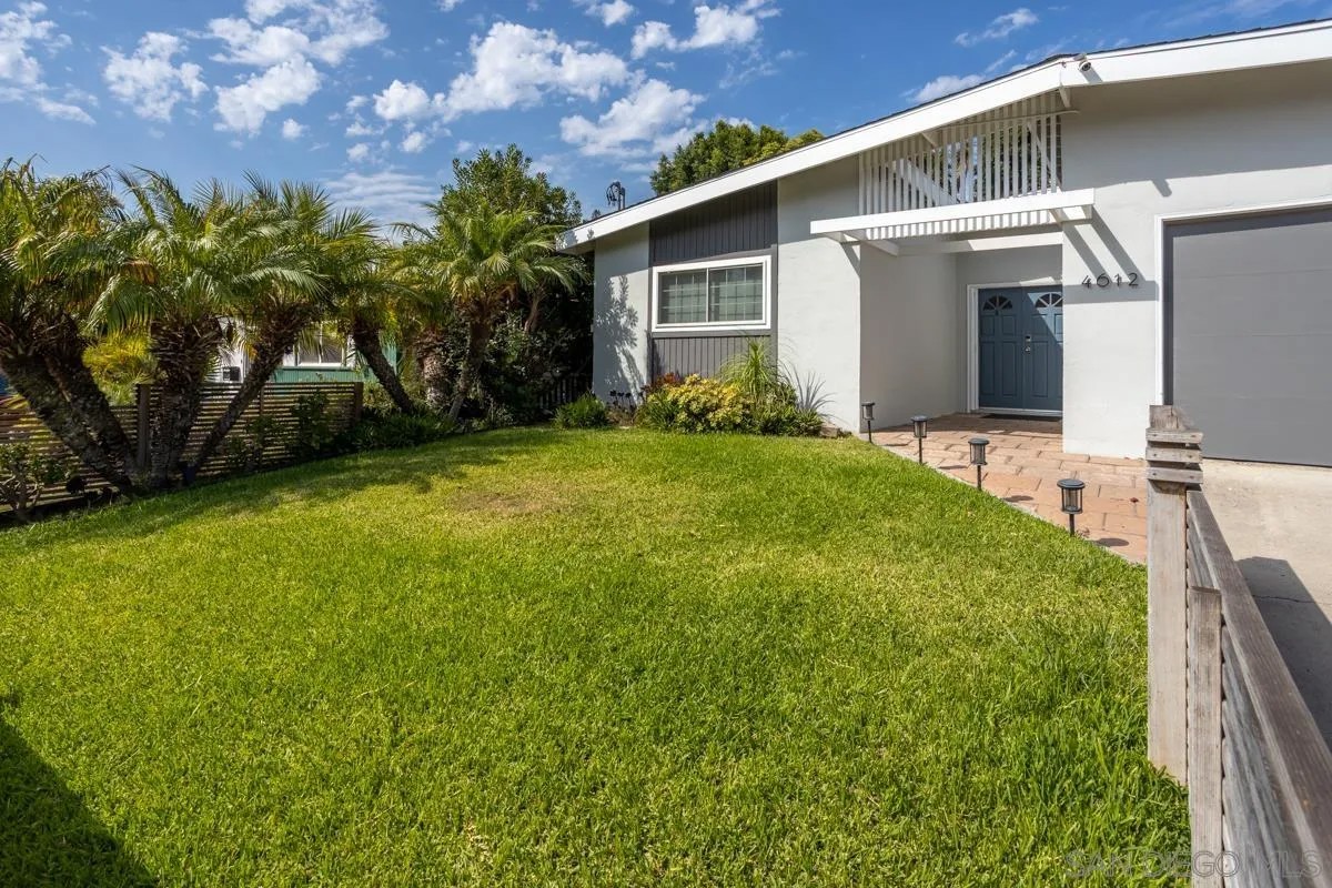 4612 Revillo Way