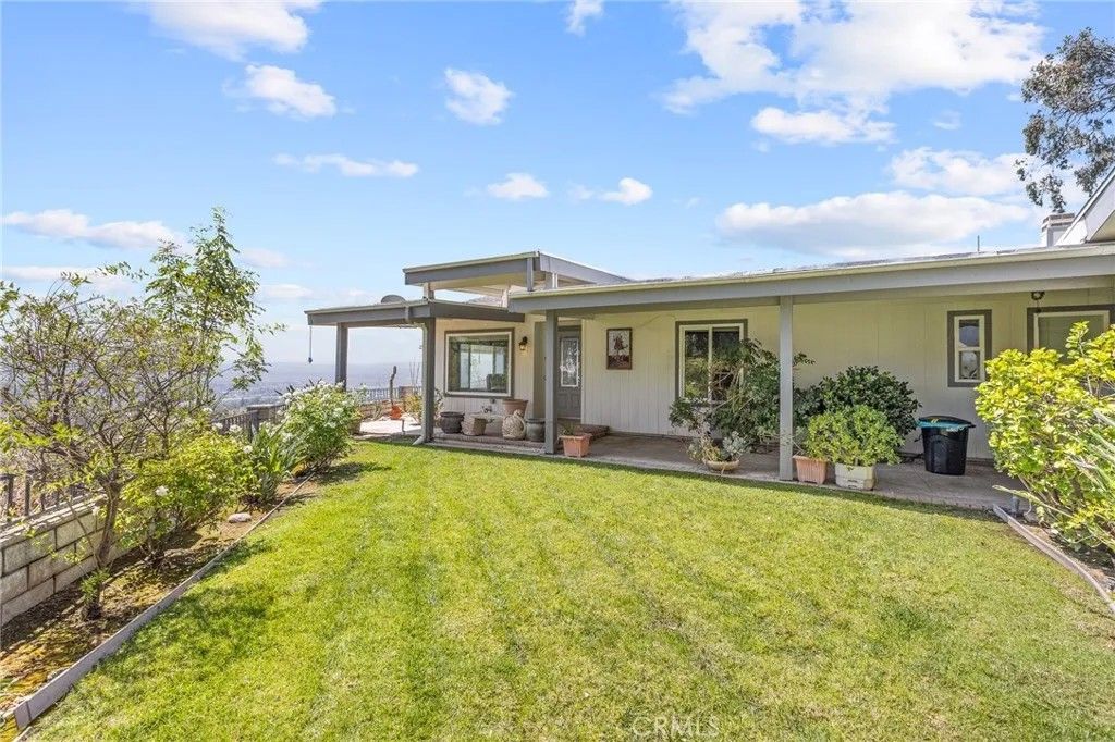 Photo of 4040 E Piedmont DR #322, Highlands, CA 92346 (MLS # IV26096267)