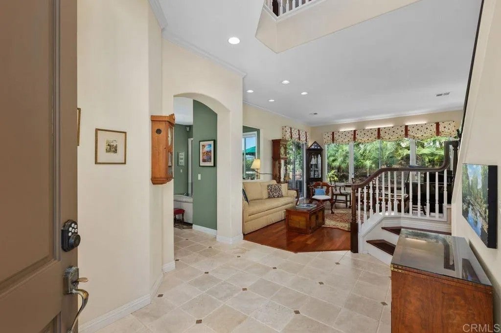 1689 Robin Place