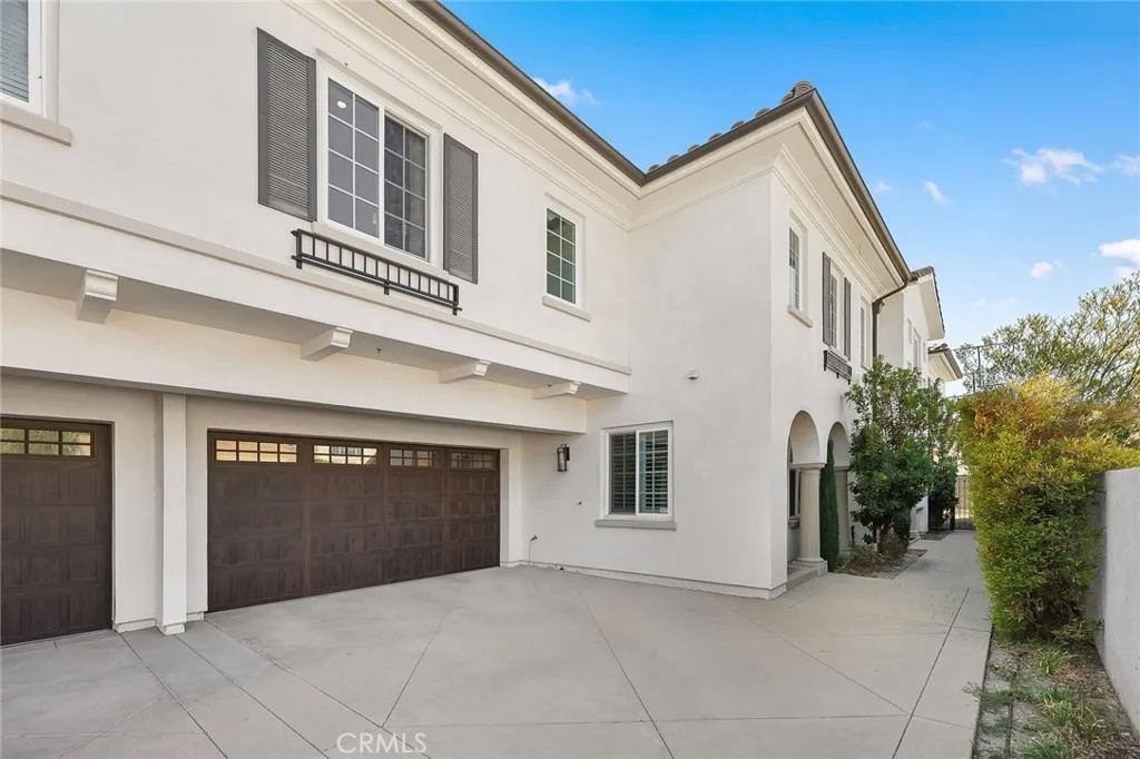 121 Bonita Street B