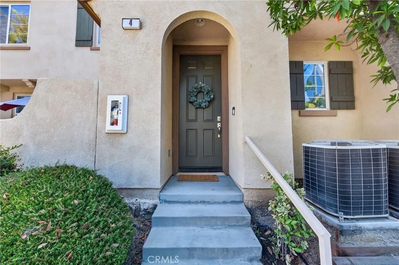 35960 Lindstrand Ave 4