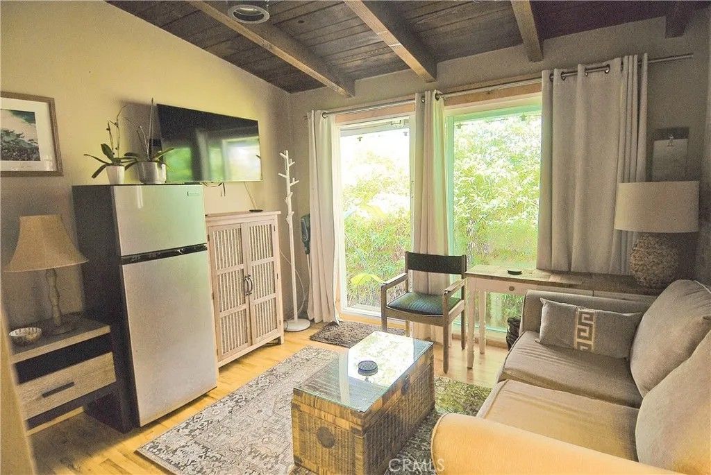 Photo of 545 1st Street #B, Manhattan Beach, CA 90266 (MLS # SB26075927)