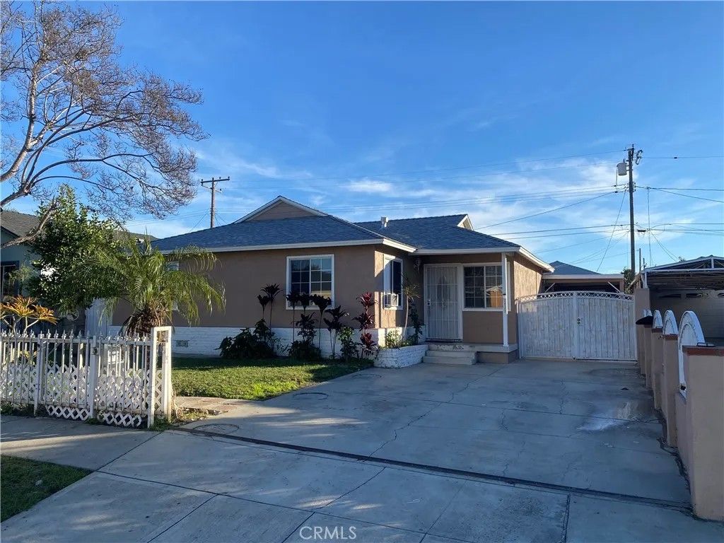 Photo of 14122 Anada St, Baldwin Park, CA 91706 (MLS # CV26006191)