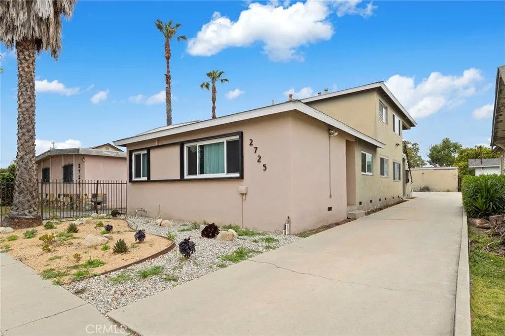 Photo of 2725 Obama, Los Angeles, CA 90018 (MLS # OC26014310)