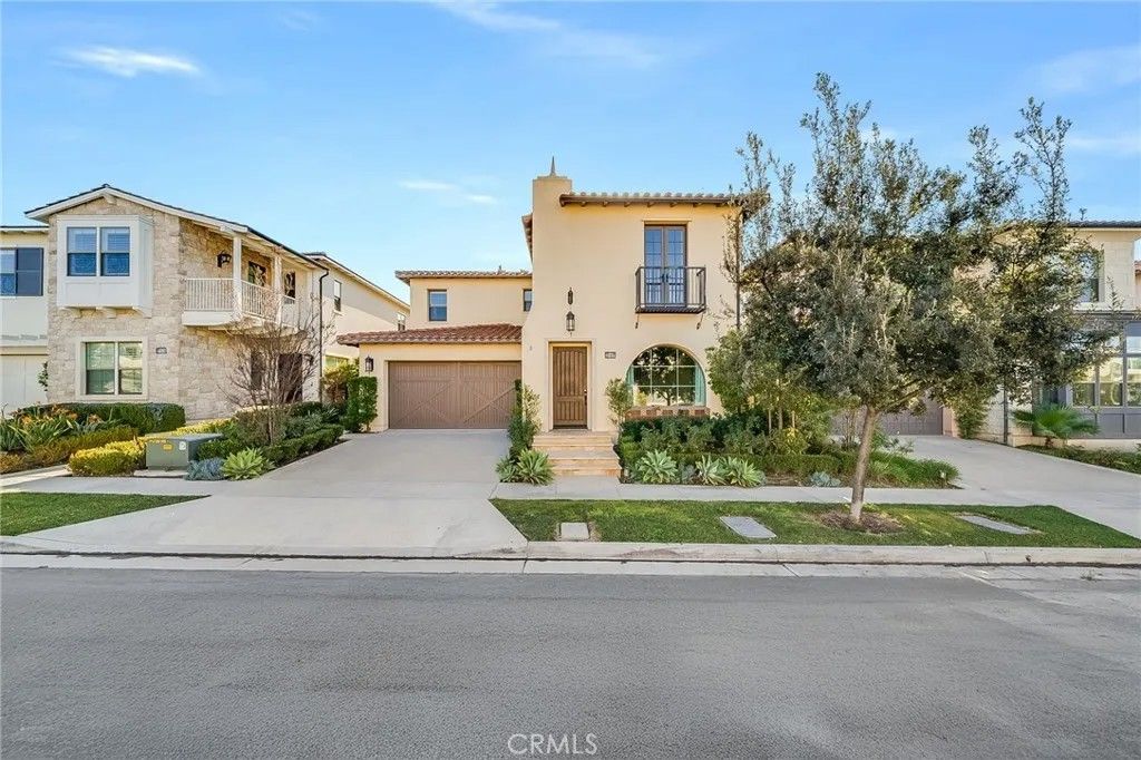 Photo of 212 Parkwood, Irvine, CA 92620 (MLS # OC25277860)