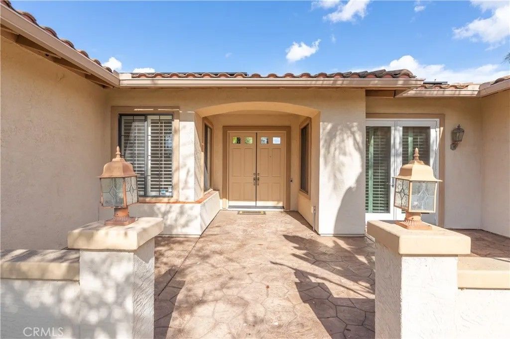 Photo of 3170 Larkwood Court, Fallbrook, CA 92028 (MLS # SW25263227)