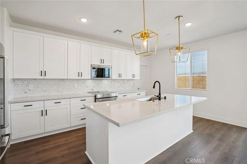 36156 Cameron Place
