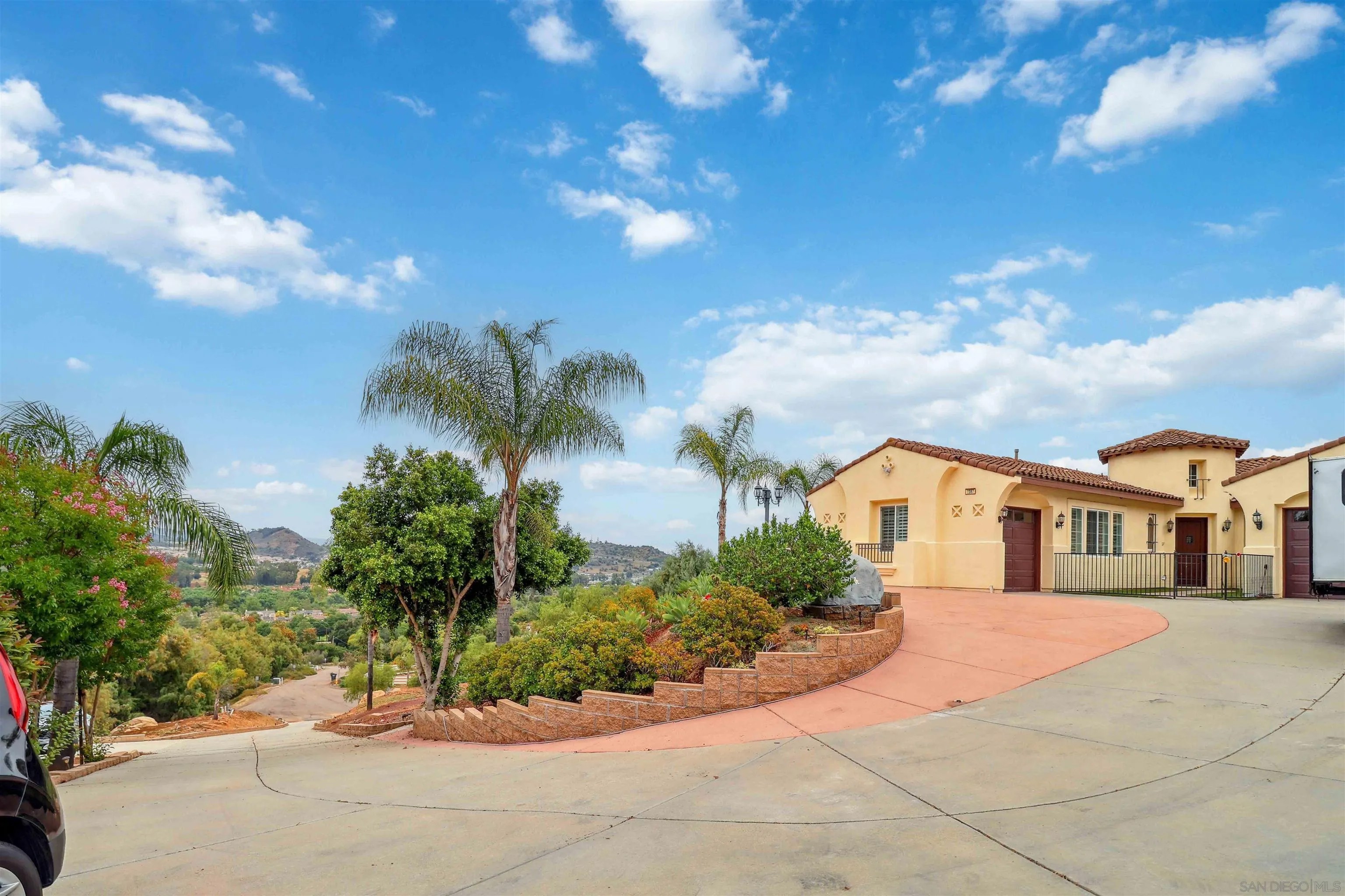 2387 Country Heights Rd.