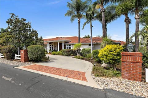 Photo of 647 tumble creek Lane, Fallbrook, CA 92028 (MLS # LG26182980)