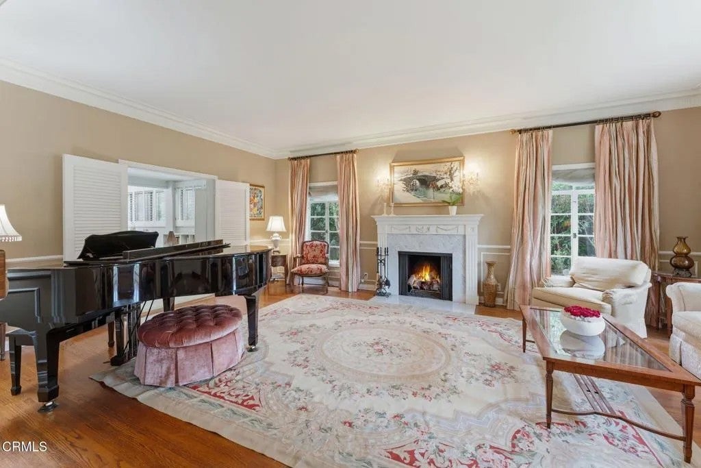 1296 Roanoke Road