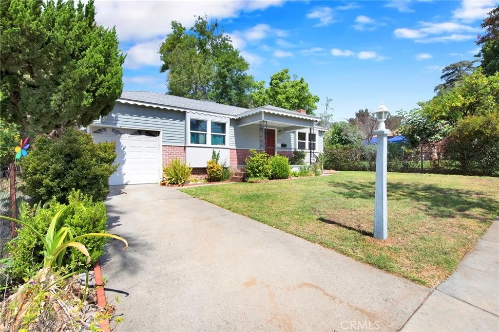 269 N Alta Vista