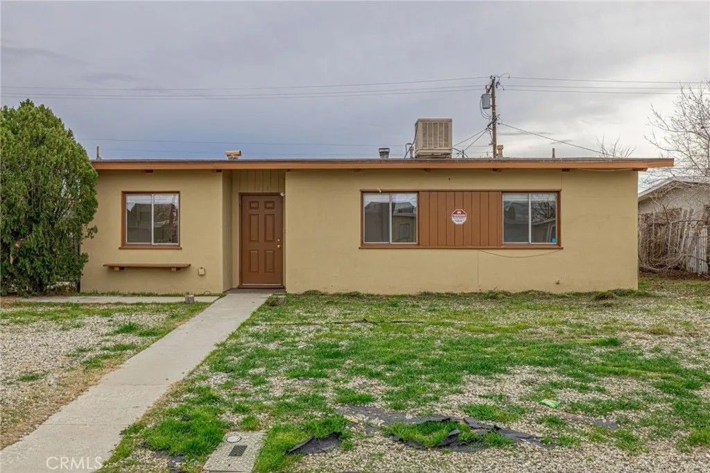 Photo of 1238 W Avenue H15, Lancaster, CA 93534 (MLS # SR26013482)