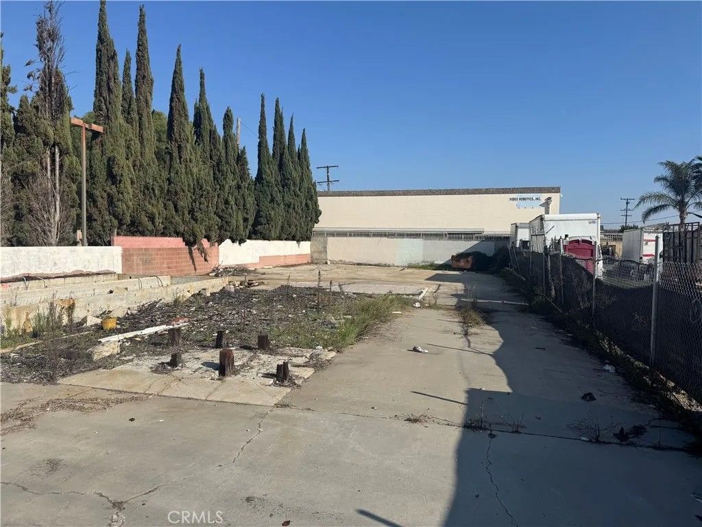 Photo of 16518 S Normandie Ave, Gardena, CA 90247 (MLS # SB26012917)