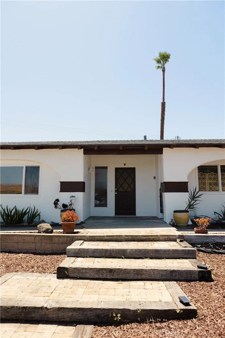 1015 Sycamore