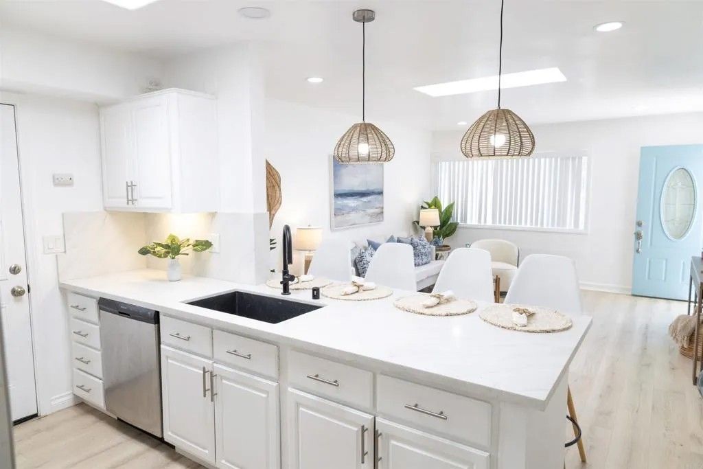 Photo of 1236 Orkney Lane, Cardiff By The Sea, CA 92007 (MLS # NDP2603976)