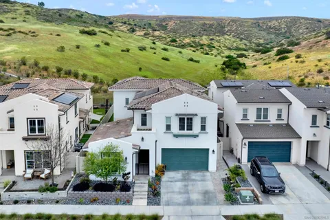9108 W Bluff Pl, Santee, CA 92071 - #: 260007638