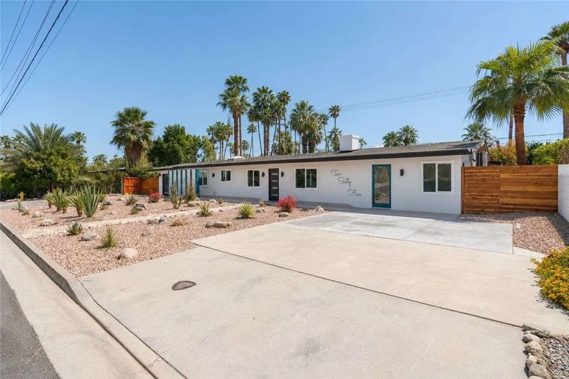 1065 E Sunny Dunes Road