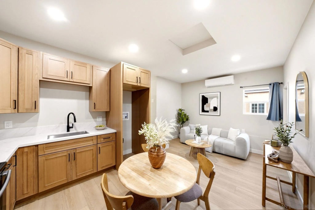 Photo of 132 F St, Chula Vista, CA 91910 (MLS # 260025204)