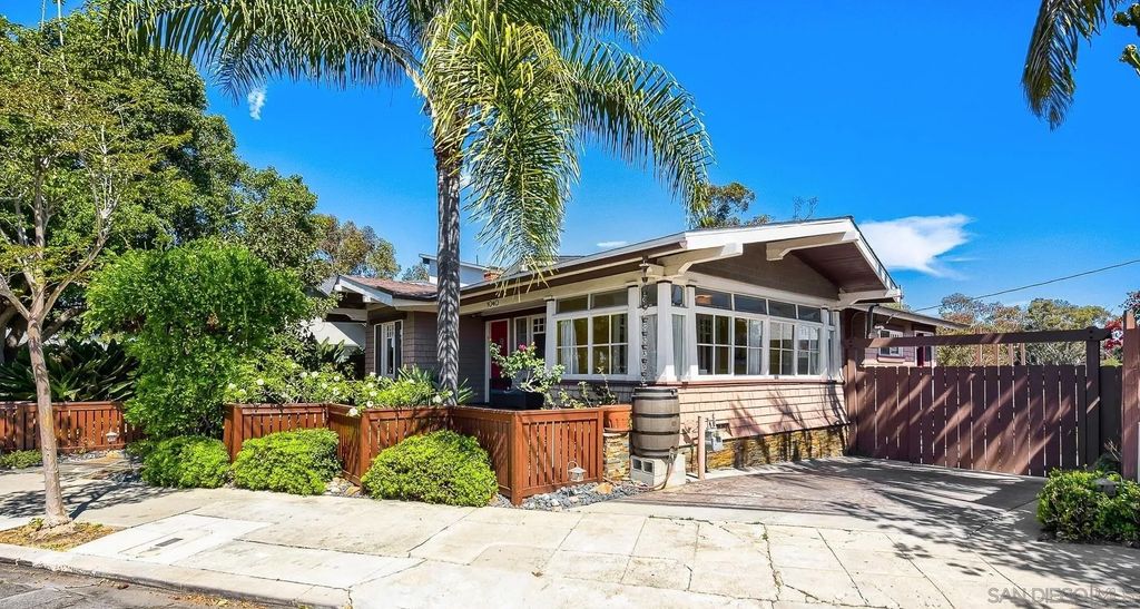 Photo of 1040 Johnson Ave, San Diego, CA 92103 (MLS # 260008881)