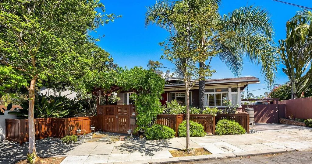 Photo of 1040 Johnson Ave, San Diego, CA 92103 (MLS # 260008881)