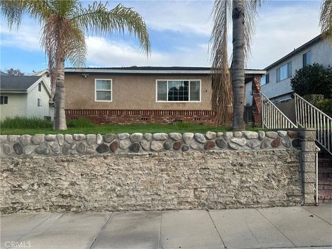 Photo of 404 S Sievers Ave, Brea, CA 92821 (MLS # CV26047992)