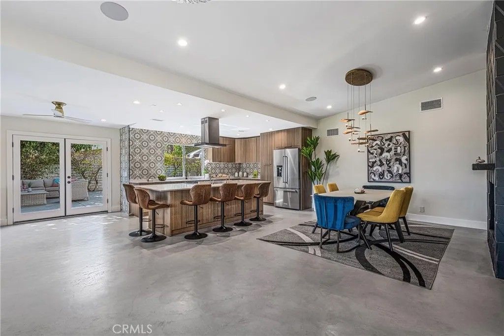 Photo of 5155 E Bobolink Ln, Palm Springs, CA 92264 (MLS # BB26039227)