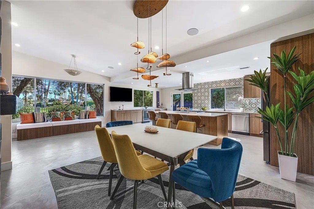 Photo of 5155 E Bobolink Ln, Palm Springs, CA 92264 (MLS # BB26039227)