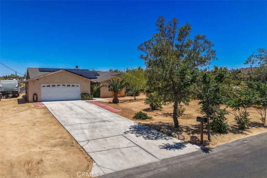 7469 Warren Vista