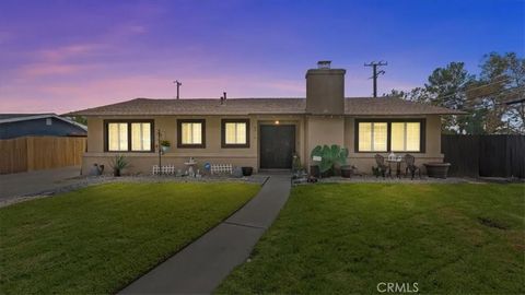 Photo of 8715 Lurline Street, Rancho Cucamonga, CA 91701 (MLS # PW25238877)