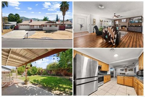 Photo of 25840 San Felipe Drive, Hemet, CA 92544 (MLS # NDP2600498)