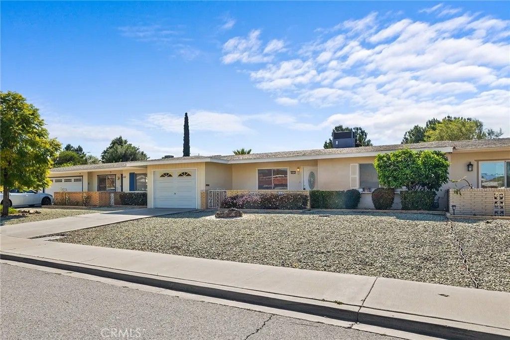 Photo of 28245 Windsor Dr, Menifee, CA 92586 (MLS # SW26057798)