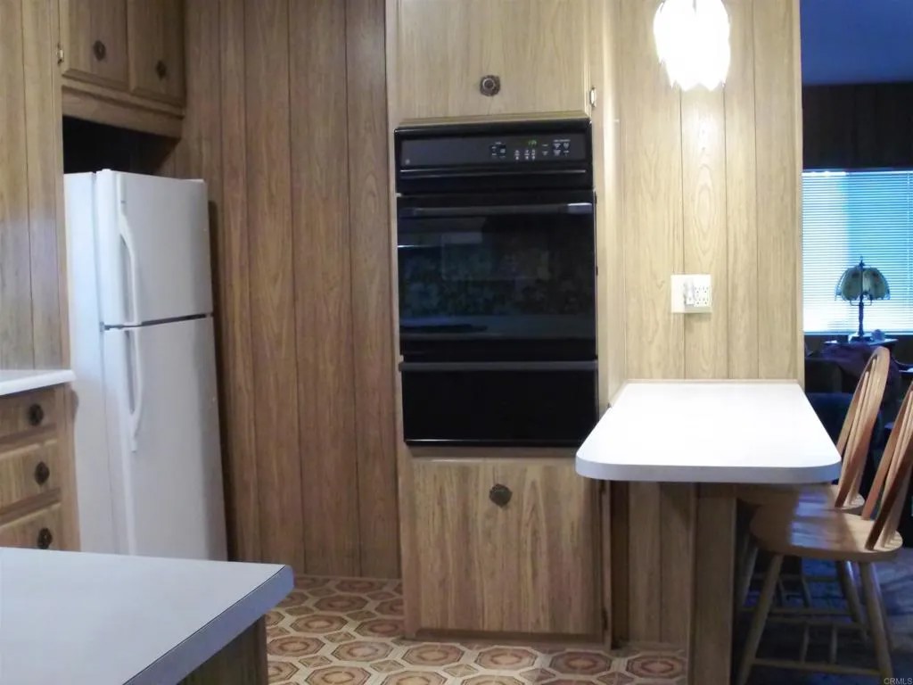 2300 E Valley 2