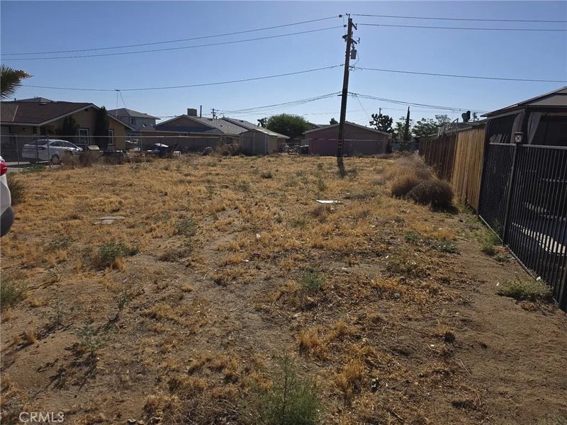 6427 Balboa