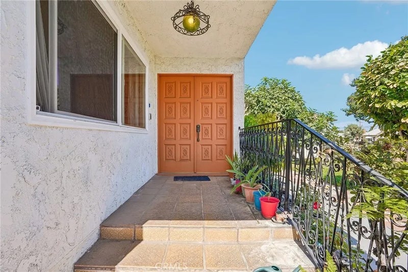 1127 S Almansor Street