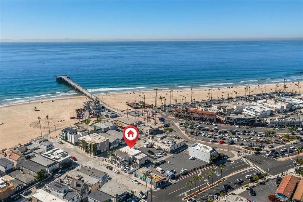 Photo of 2006 Court Street, Newport Beach, CA 92663 (MLS # OC25246738)