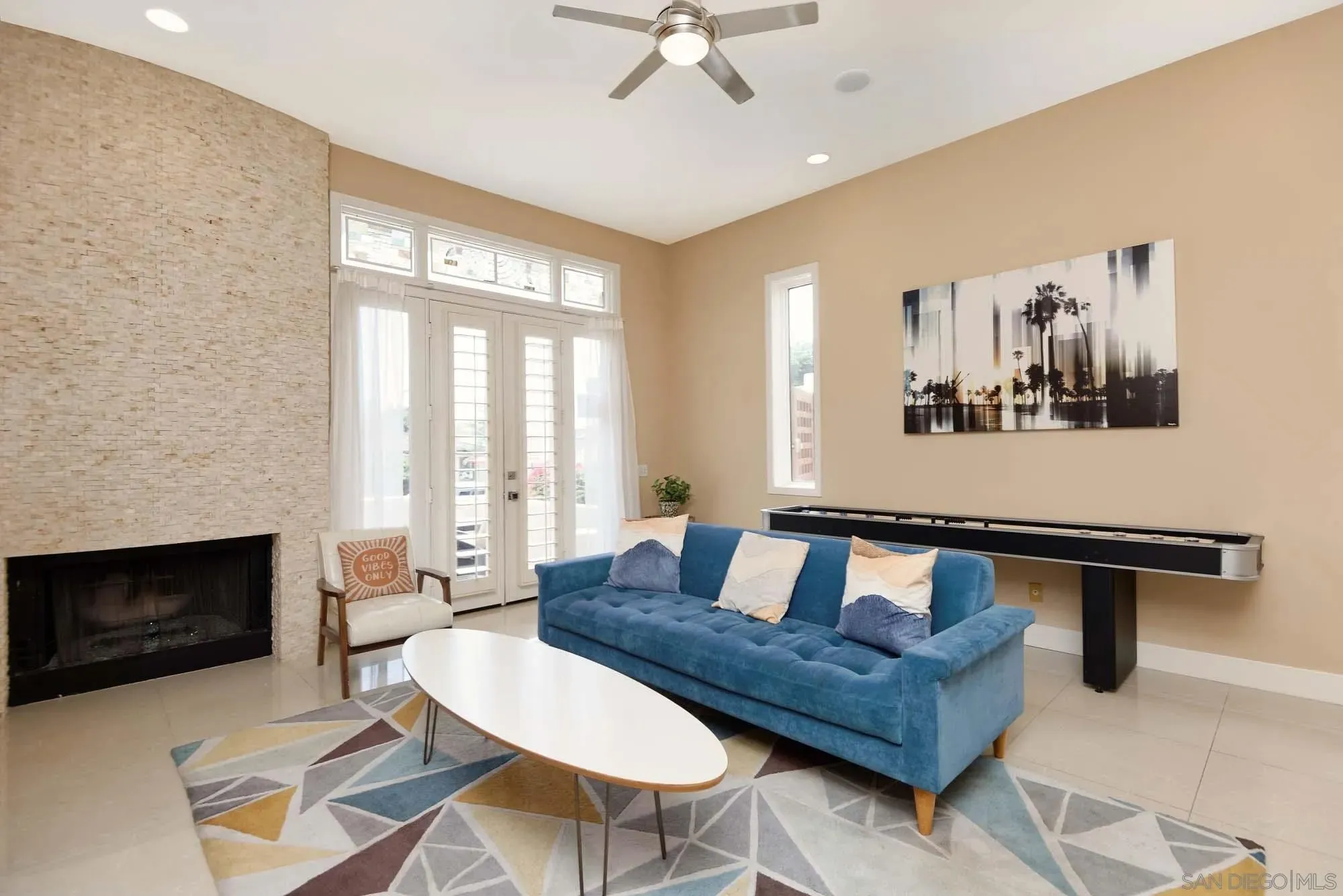 La Jolla, California 92037, United States, 3 Bedrooms Bedrooms, ,3 BathroomsBathrooms,Residential,Active,204341