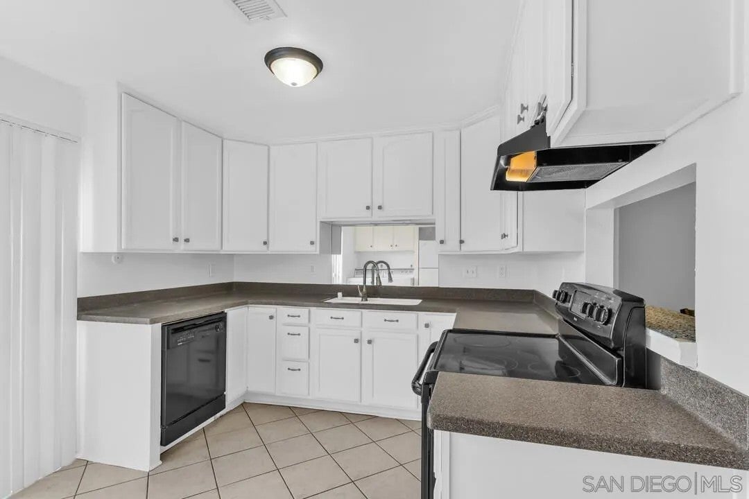 888 Cherrywood Way Unit 3