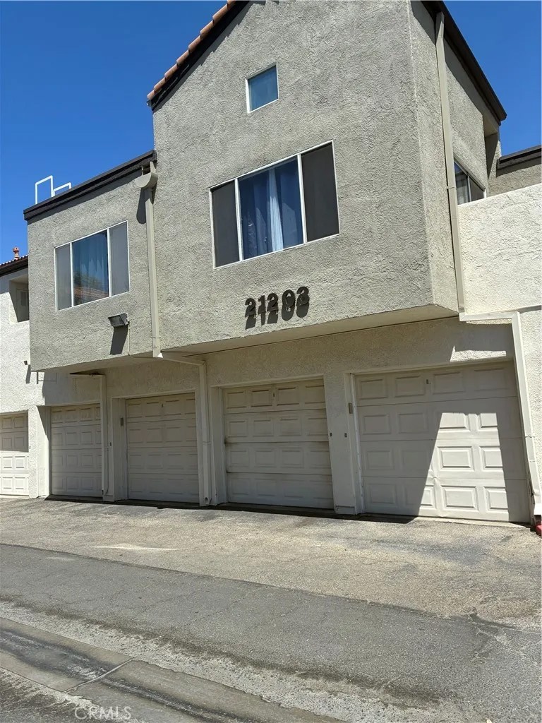 21203 Trumpet Drive 103