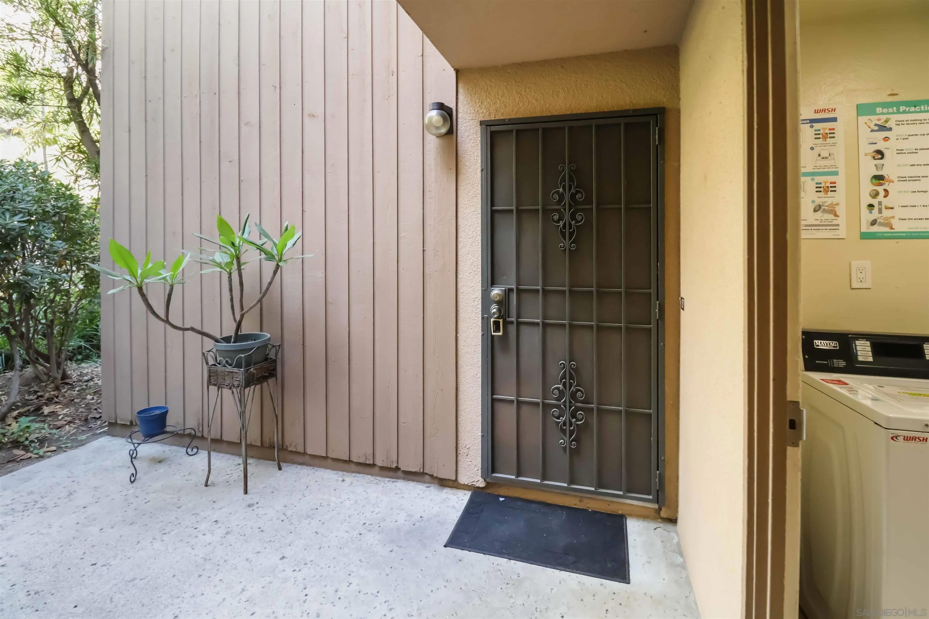 5700 Baltimore Dr 187