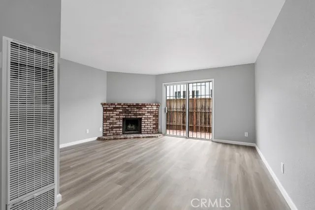 10401 Shaw
